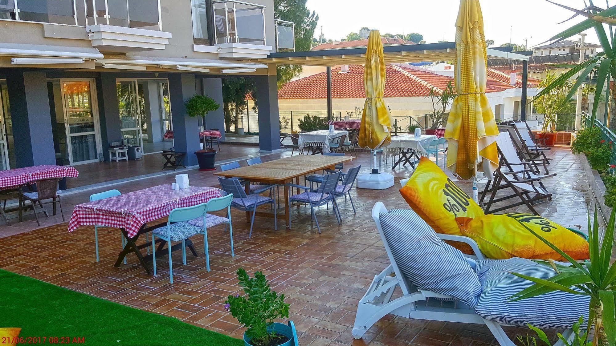 Atlas Apart Hotel Чесме Екстериор снимка